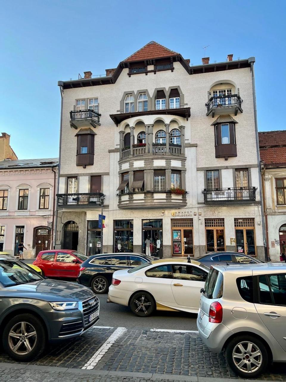 Classic Love Story In Old Cluj I Dış mekan fotoğraf
